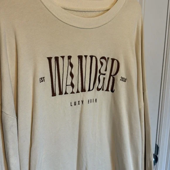 Size 2XL Graphic Sweatshirt - Picture 2 of 3